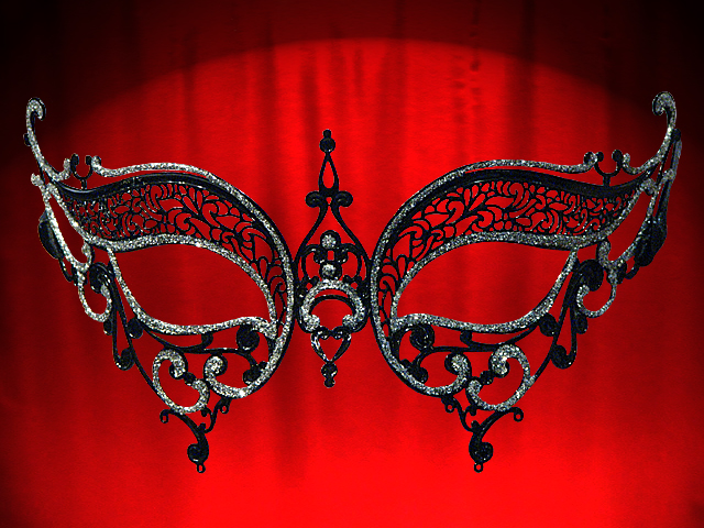 VENETIAN MASK FILIGREE IN METAL 