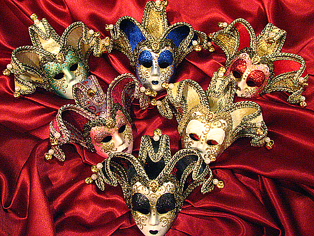 MASCHERA IN MINIATURA IN CERAMICA