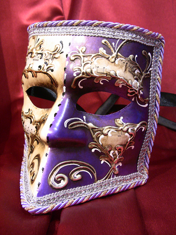 The BAUTA MASK 